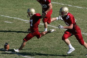 开云官网-北境冰封纽约，冷面杀手德罗赞的绝杀挽歌