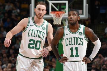 开云体育平台APP-引擎轰鸣与篮网呼啸，一场体育迷的平行狂欢