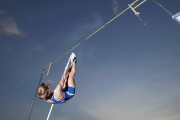 开云APP-球拍与球鞋的对话，当张继科的统治遭遇法兰西的逆袭