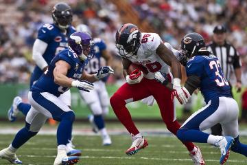 开云平台-红牛暴走！萨内火力全开，莱比锡三球横扫那不勒斯破晋级迷雾