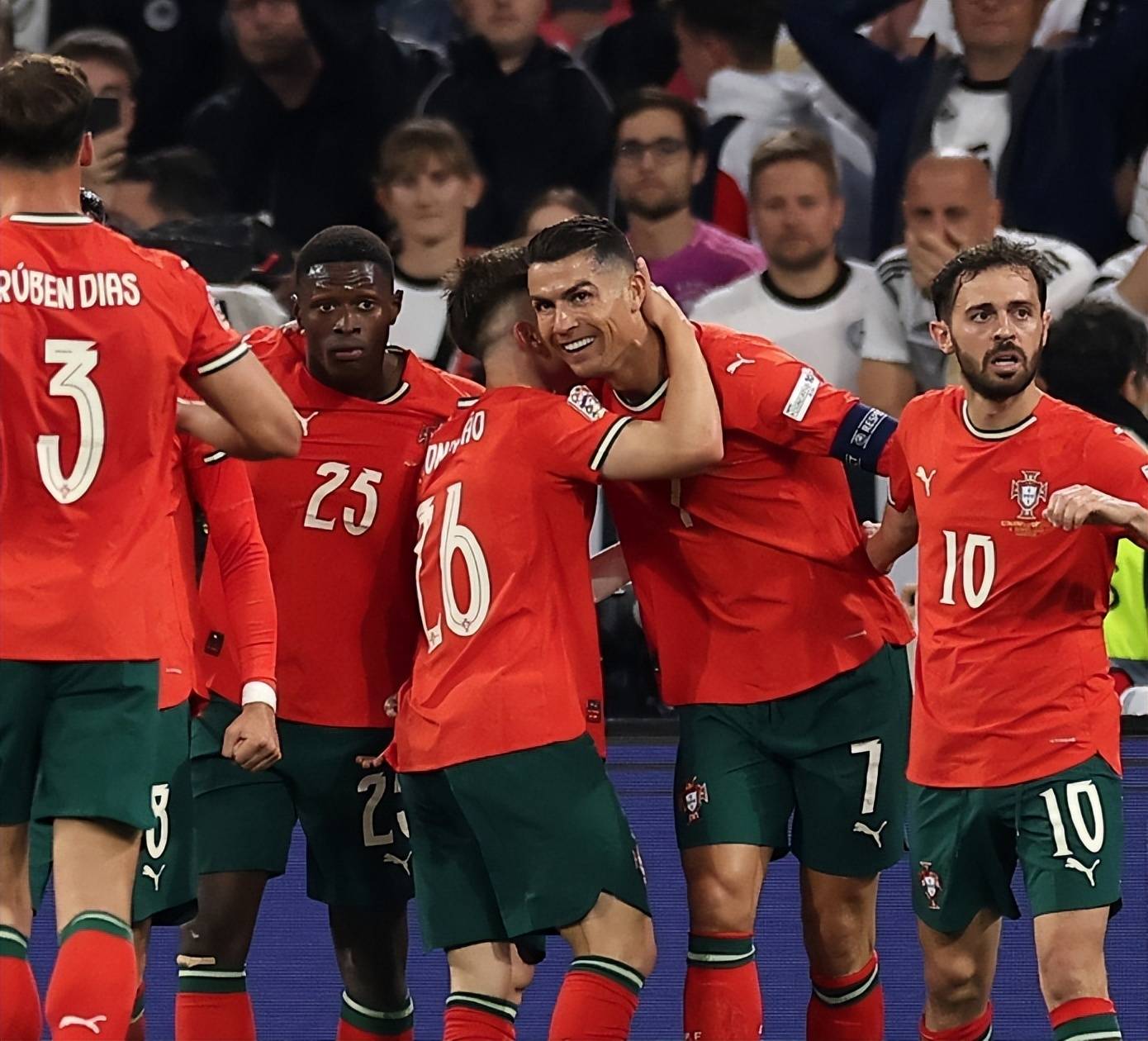 开云APP-欧国联半决赛强队对决,胜者跻身决赛的简单介绍