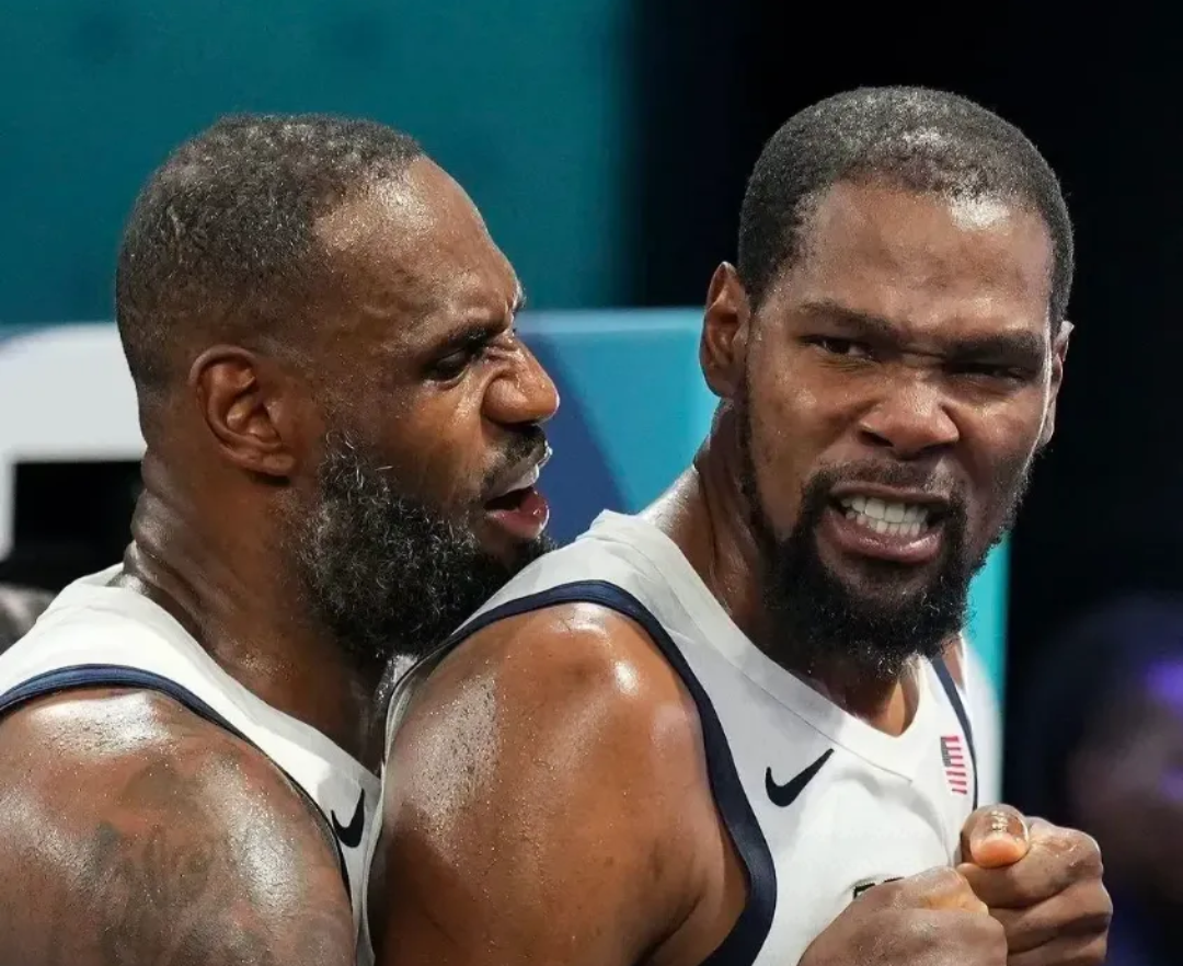 开云体育登录-WBG轻取TL,ShowMaker极限生还后反打强强对话成都决赛之夜,强势挺进下一轮的简单介绍