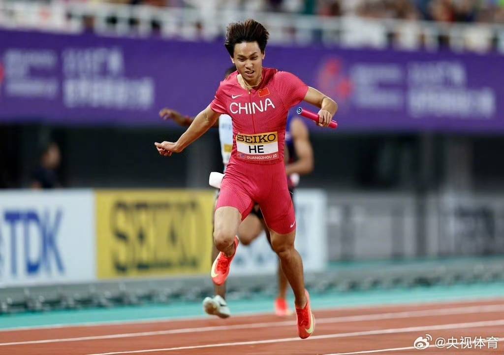 开云平台-短跑选手勇擒金牌，备战继续努力