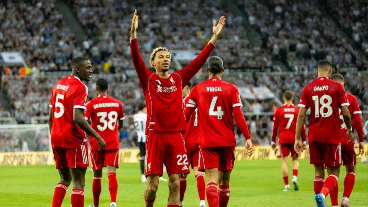 开云APP-利物浦负于劲敌,领跑位置岌岌可危