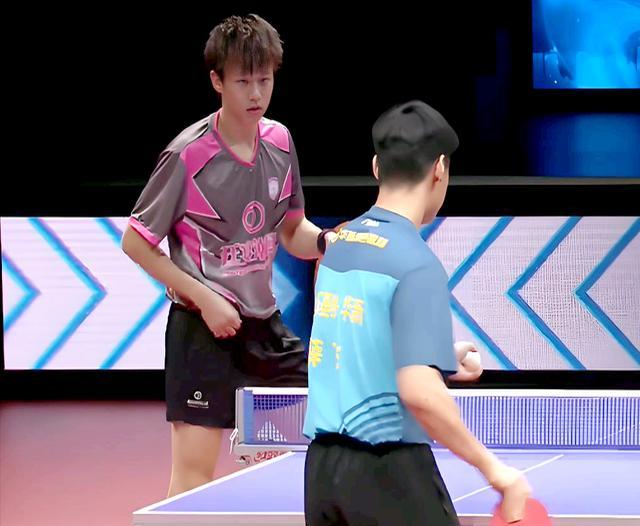 开云体育中国-波兰队鏖战瑞典队，林高远带队取胜