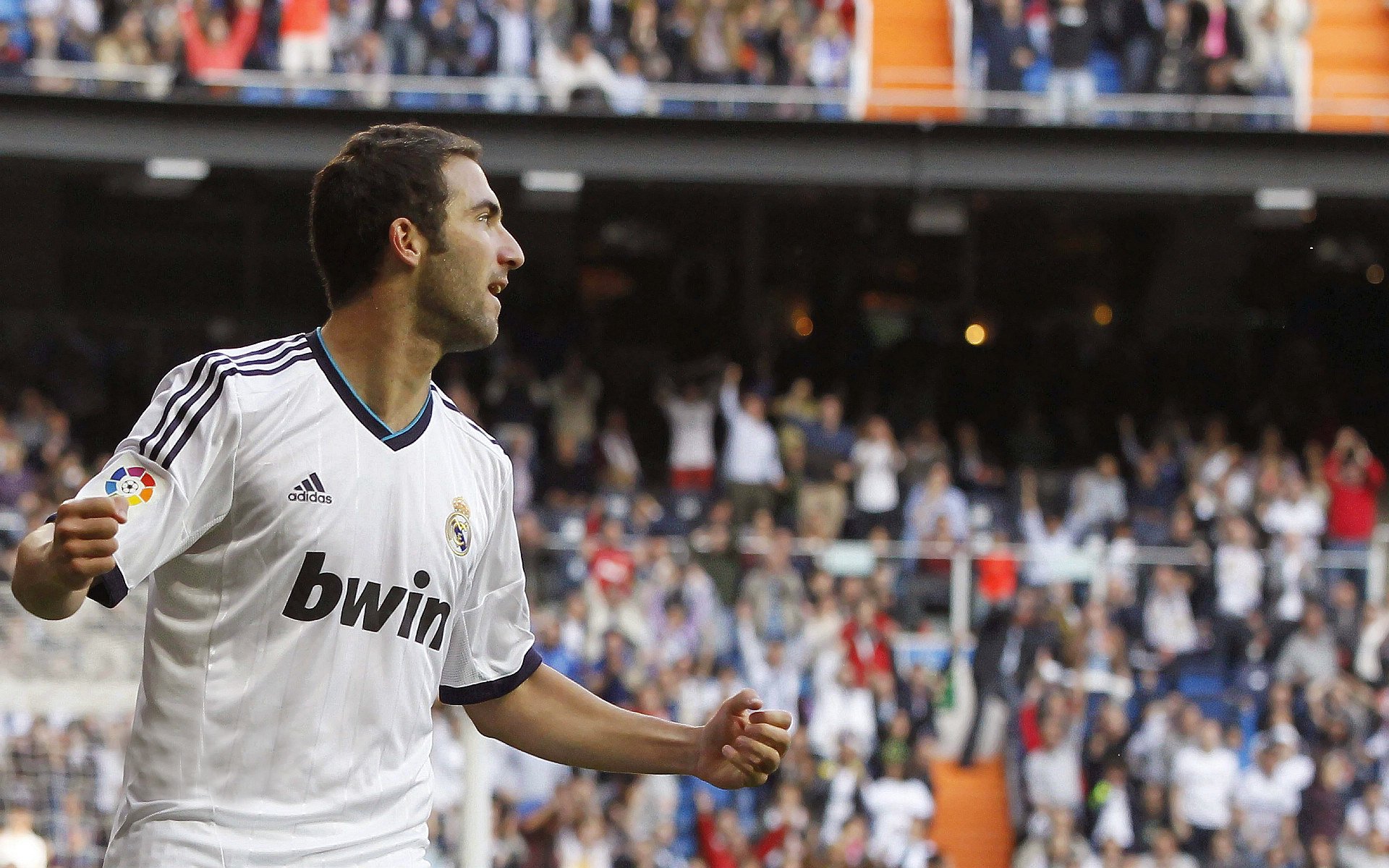 开云体育平台APP-金字塔尖的蓝宝石，当埃及邂逅尤文，坎特于无声处听惊雷